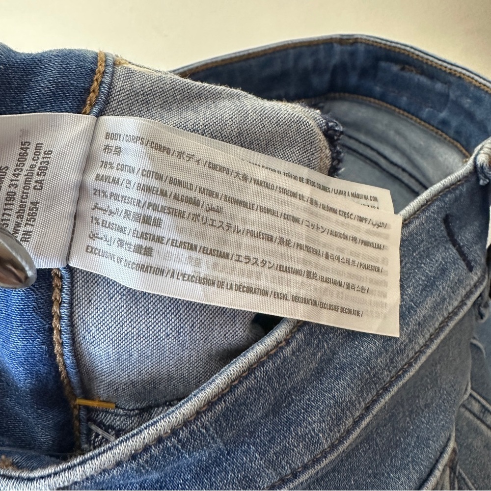 Abercrombie & Fitch Distressed High Rise Jean Leggings Womens Size 26 / 2 Long - Picture 12 of 16